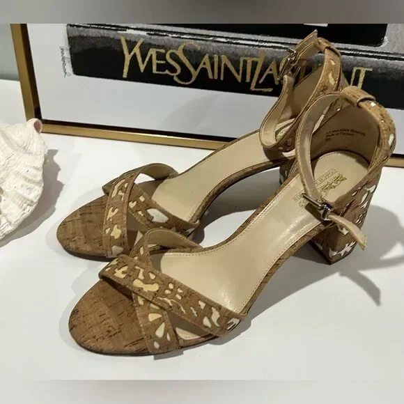 Coach Beige Floral Block Heel Sandals Ankle Strap Sandals Size 9.5 block - Picture 8 of 10